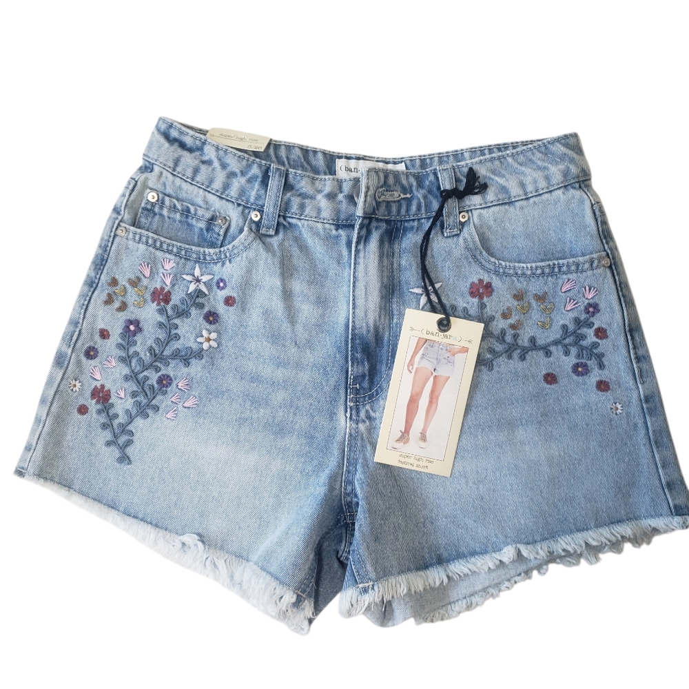 Ban•jara Jean Shorts. Festival Shorts.  Embroidered. Design. NWT.